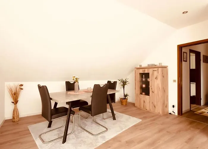 3,5-Zimmer Inkl Arbeitsplatz, Wlan & Free Netflix, Amazon-Free Parken Vollausgestattete Wohnung, 24H Check In